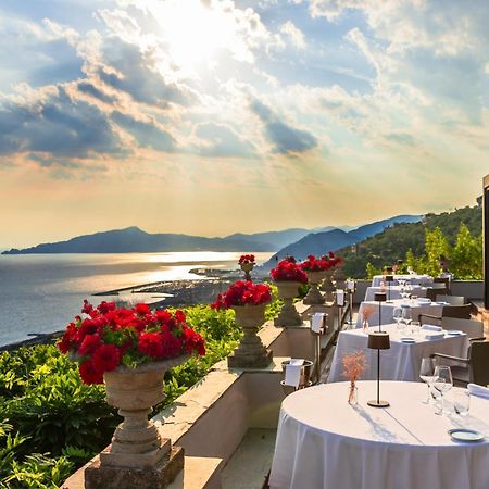 Villa Riviera Resort Lavagna Eksteriør bilde