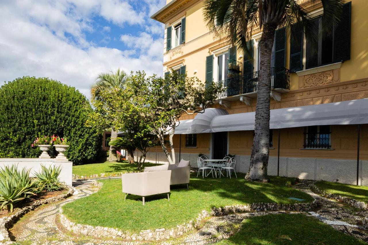 Villa Riviera Resort Lavagna Eksteriør bilde